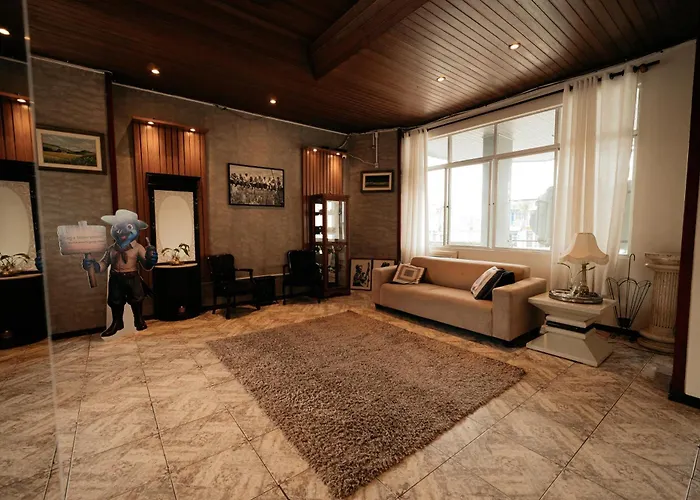 Hotel Nacional Coral E Restaurante Pegorinni